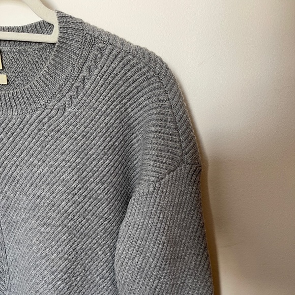 Aritzia Wilfred Free cable knit sweater, grey, size small - Picture 2 of 10